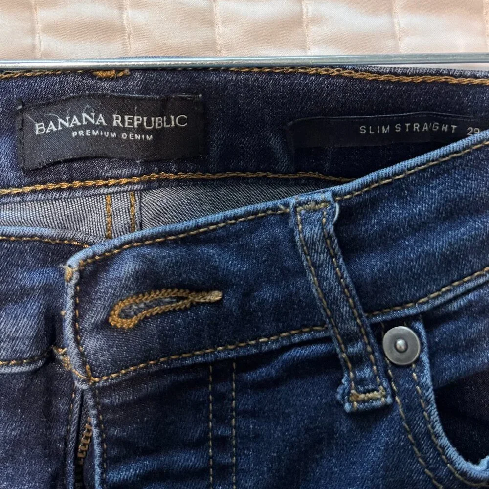 Banana Republic Women's Jeans (size 29) - Picture 6 of 7